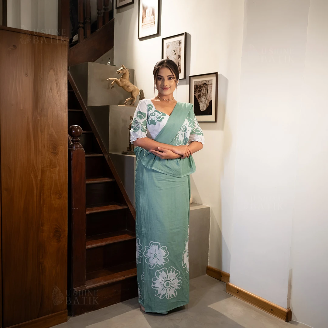 202687 - Handcrafted Batik Saree - White with Olive Green Flowers